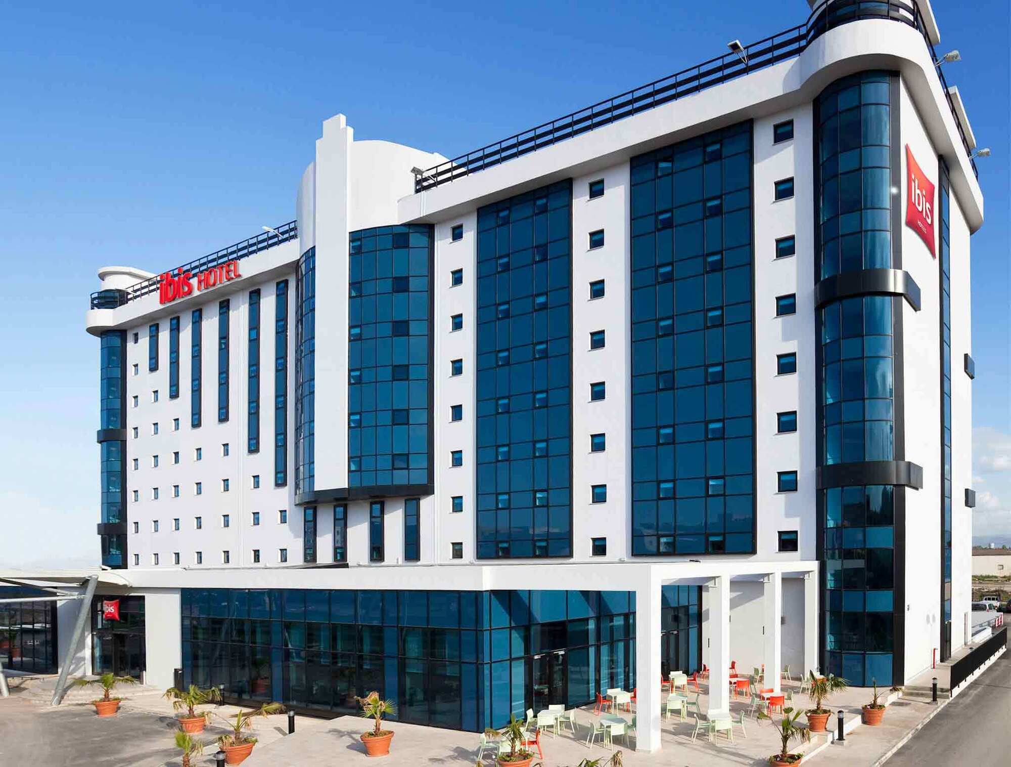 Ibis Alger Aeroport Hotel Bagian luar foto